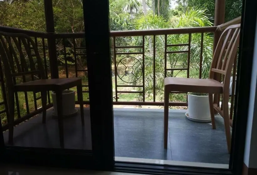 バルコニー付きデラックスルーム, Layang Layang Home