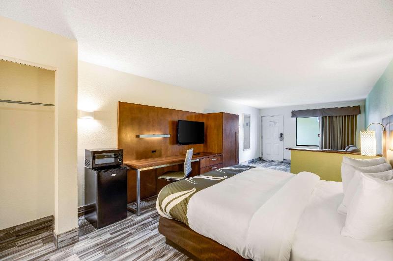 سوئیت با تخت بزرگ, Baymont By Wyndham Orlando Downtown