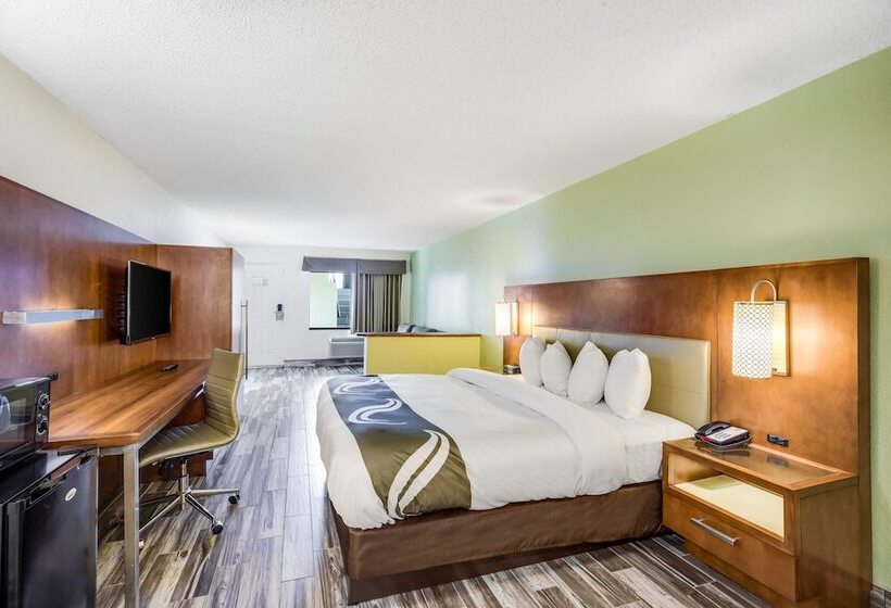 سوییت, Baymont By Wyndham Orlando Downtown