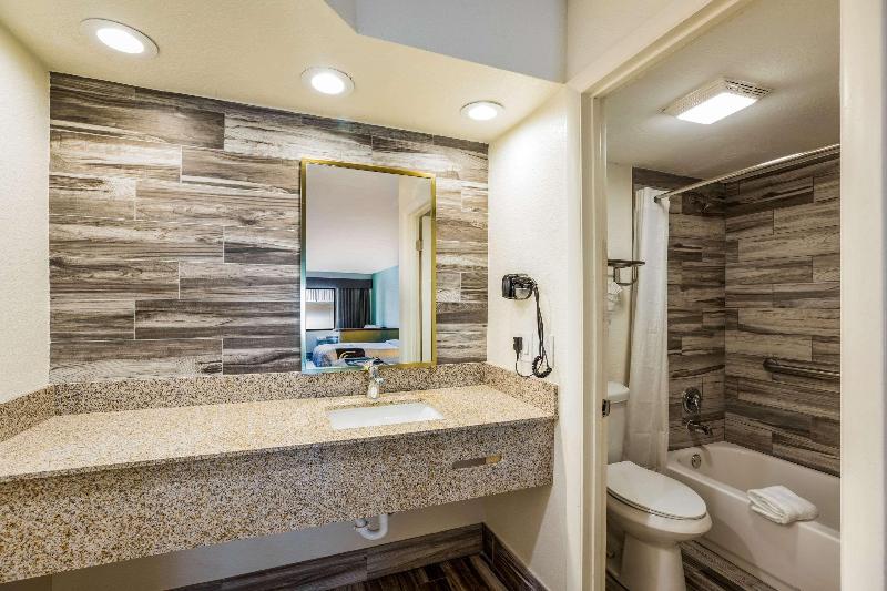 سوییت, Baymont By Wyndham Orlando Downtown