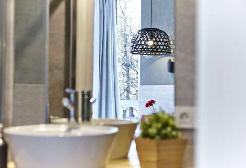 스위트, Pension Penaflorida