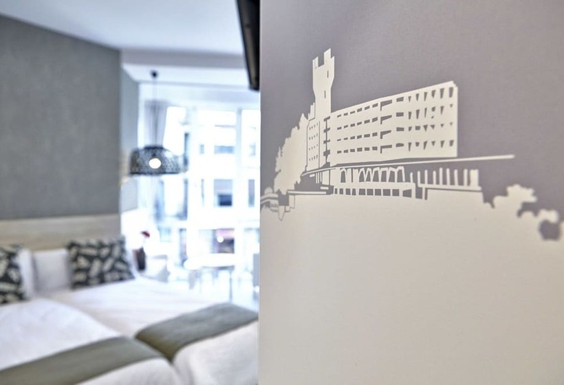 Люкс, Pension Penaflorida
