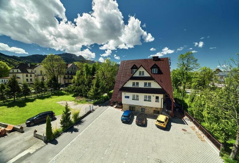 Huoneisto 1 Makuuhuone Näkymä, Hel