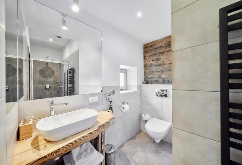 Huoneisto 1 Makuuhuone Näkymä, Hel