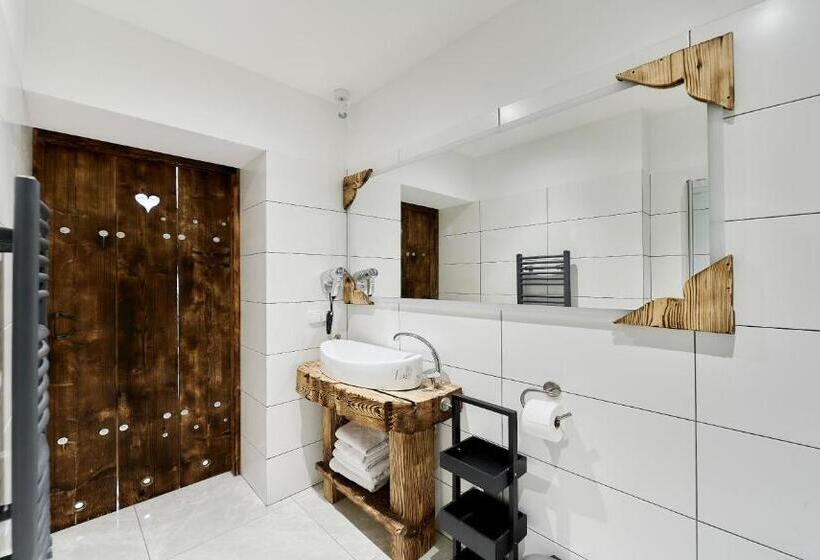 Standard-studio, Hel