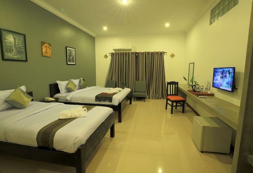 اتاق لوکس سه تخته, Sakun Angkor Boutique