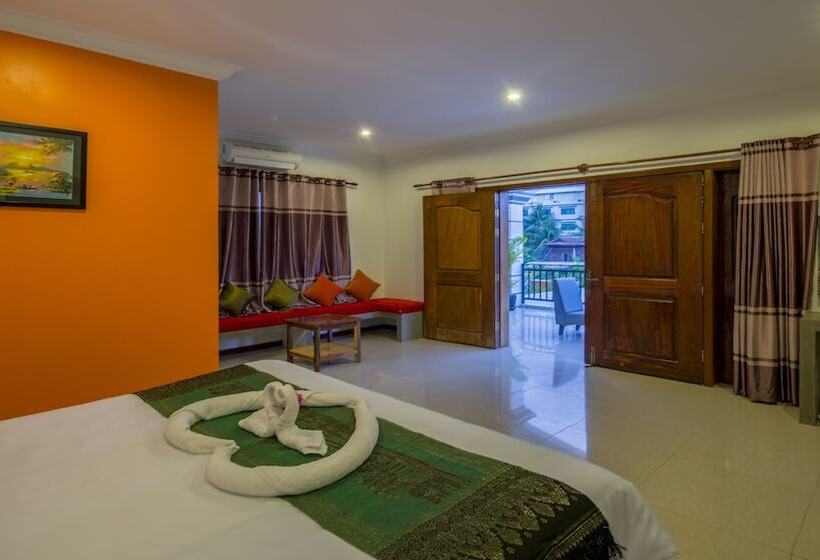 سوییت با چشم‌انداز استخر, Sakun Angkor Boutique