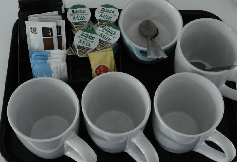 غرفة قياسية ثلاثية حمام مشترك, Elnor Guest House