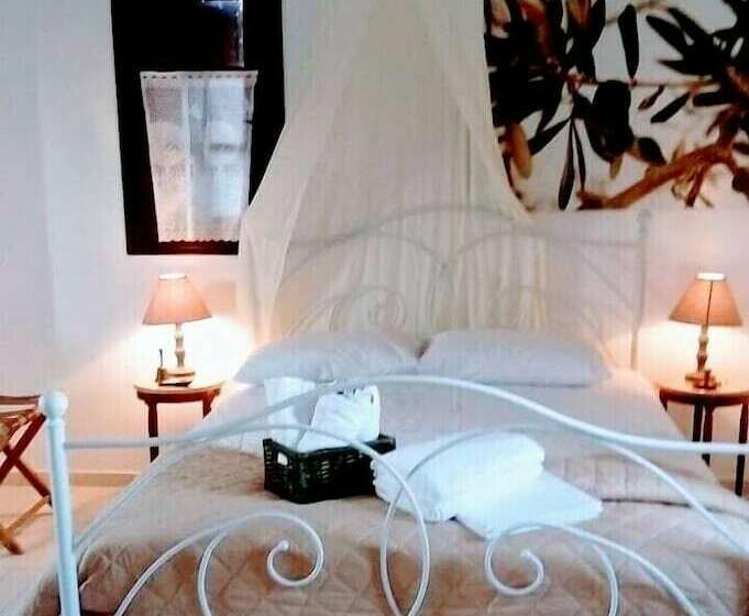 דירה קלאסית חדר שינה אחד, Charouda Stone Tower