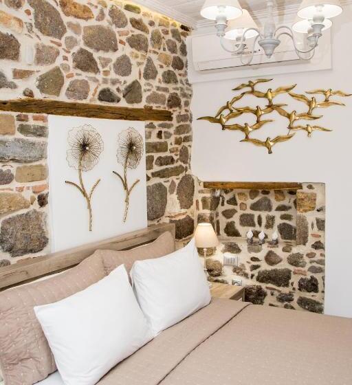 اتاق لوکس, Arxontiko