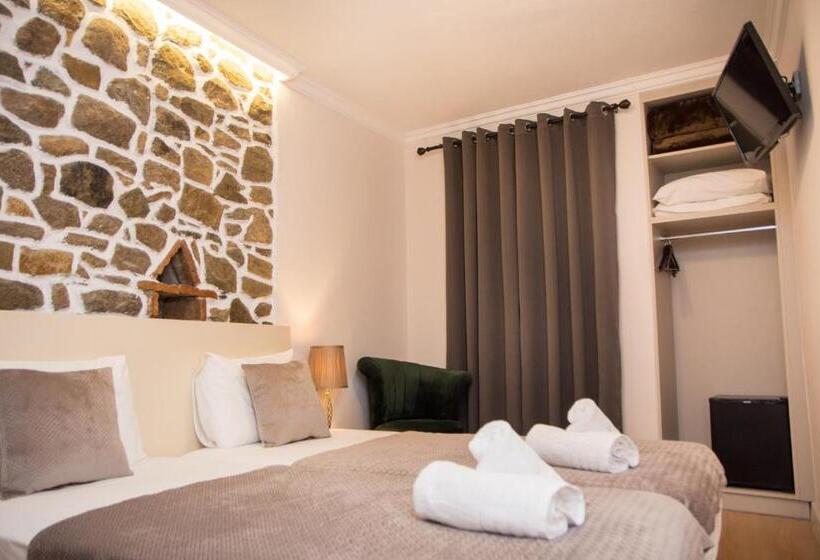 اتاق استاندارد, Arxontiko