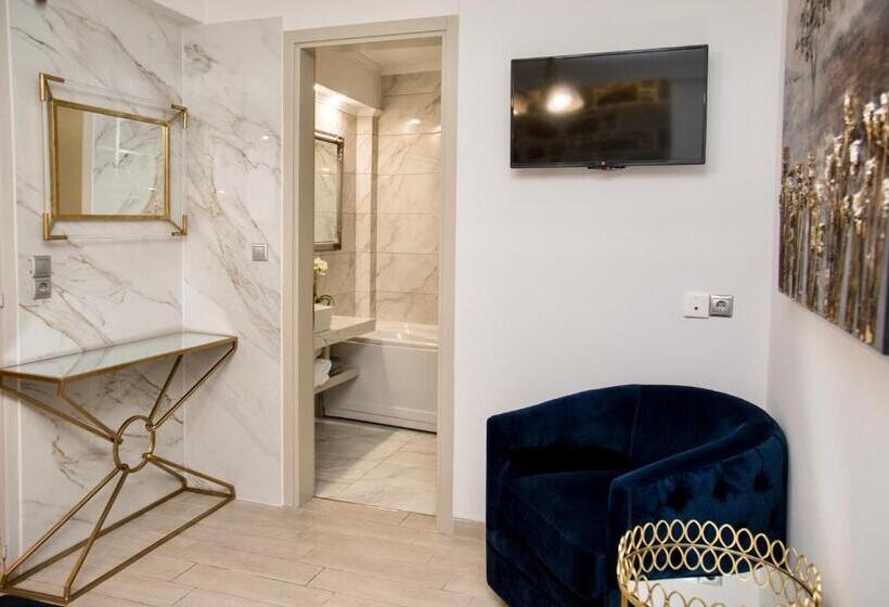 مجموعه ویستا شهر, Arxontiko