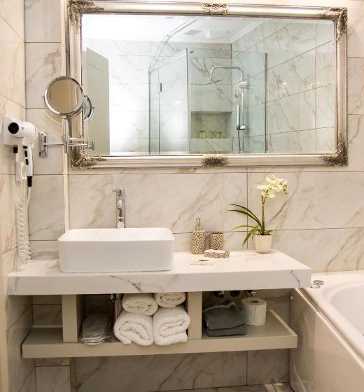 مجموعه ویستا شهر, Arxontiko