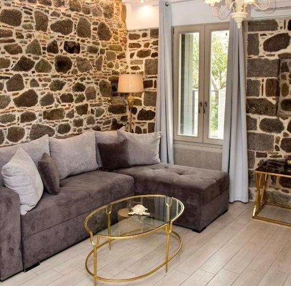 مجموعه ویستا شهر, Arxontiko