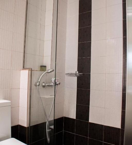 חדר סטנדרט, Ena