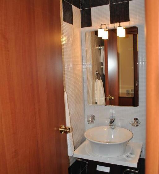 חדר סטנדרט, Ena