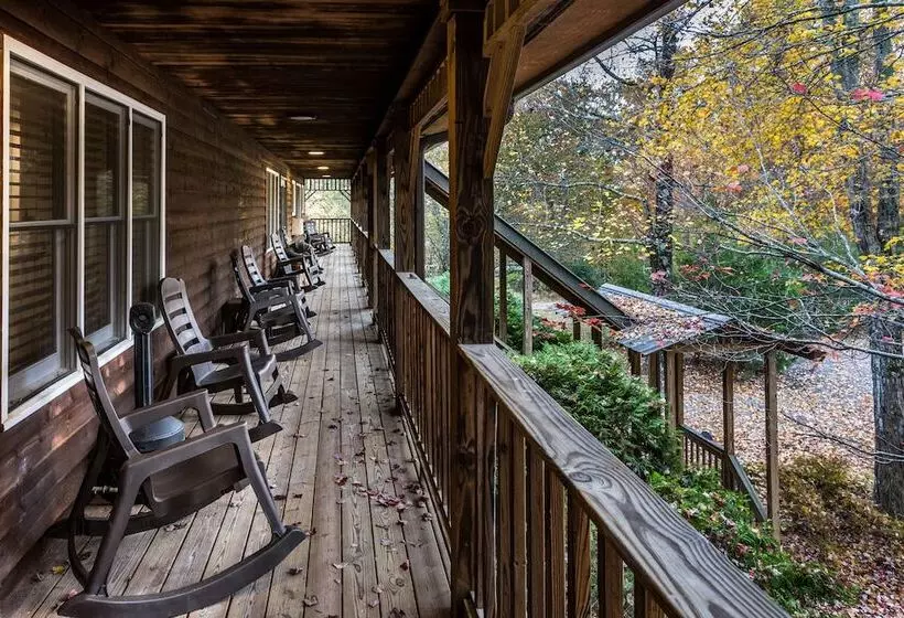 ２ダブルベッドのスタンダードルーム, Forrest Hills Mountain Resort