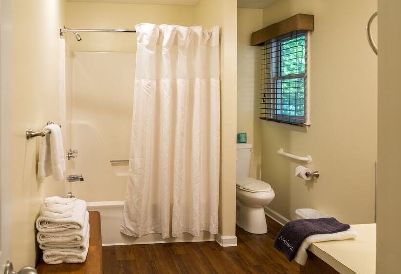 Хижина Deluxe, Forrest Hills Mountain Resort