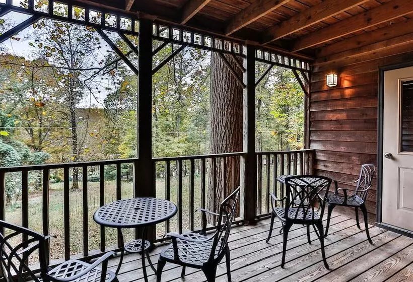 スタンダードルーム, Forrest Hills Mountain Resort