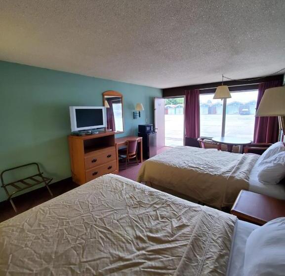 ２ダブルベッドのスタンダードルーム, Gray Plaza Motel West Frankfort