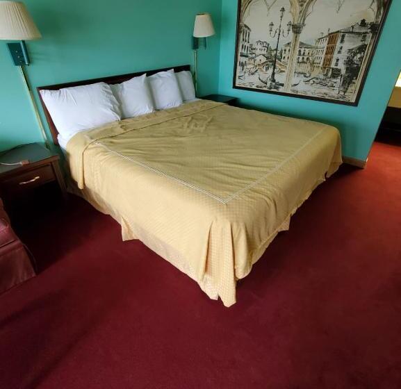 キングサイズベッドのスタンダードルーム, Gray Plaza Motel West Frankfort