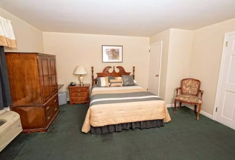 デラックスルーム, Colonial Inn Seekonk