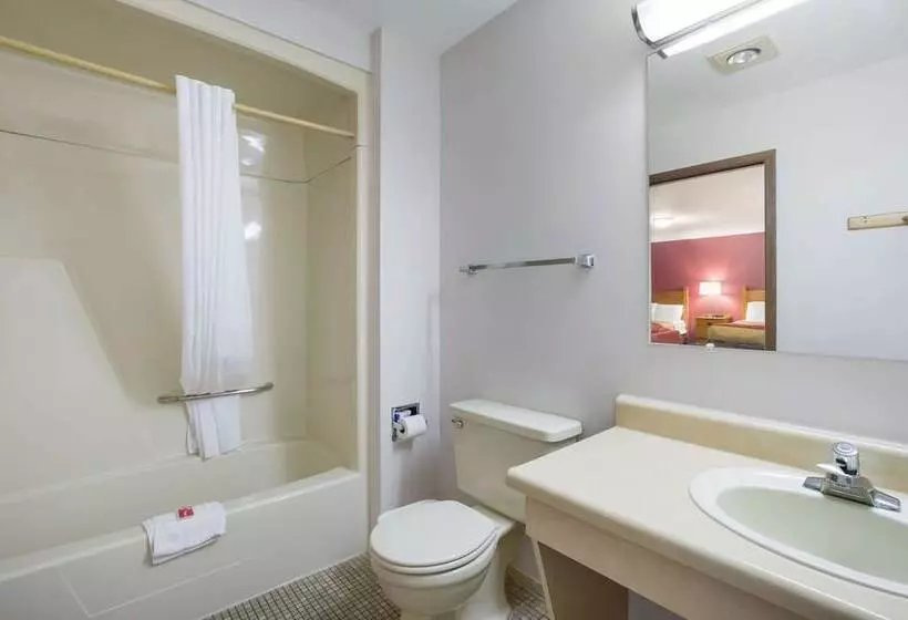 اتاق استاندارد با 2 تخت دوبل, Econo Lodge Inn & Suites