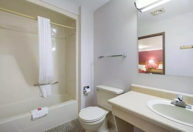 اتاق استاندارد, Econo Lodge Inn & Suites