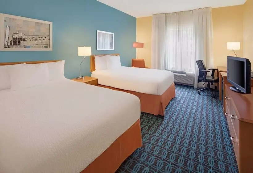 ２ダブルベッドのスタンダードルーム, Fairfield Inn & Suites Austinuniversity Area