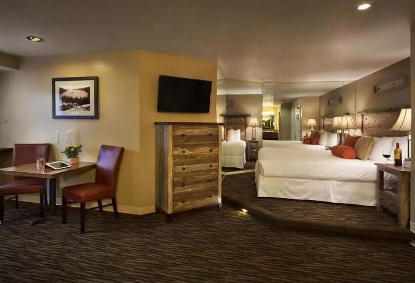 Deluxe-huone King-vuode, Postmarc Hotel And Spa Suites