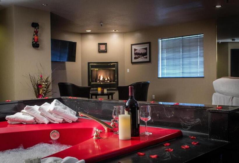 Suite, Postmarc Hotel And Spa Suites