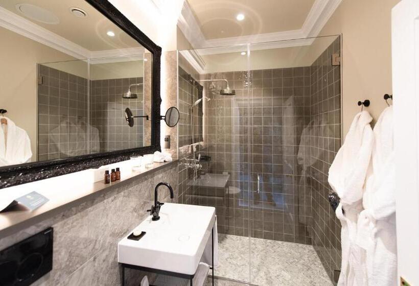 غرفة قياسية سرير كينج, Schloss Roxburghe, Part Of Destination By Hyatt