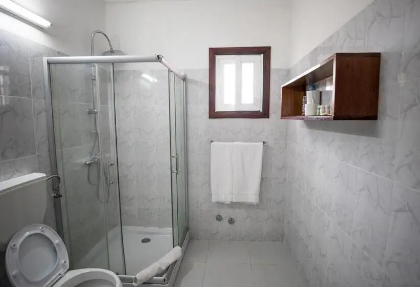 اتاق لوکس, Praia Accommodation