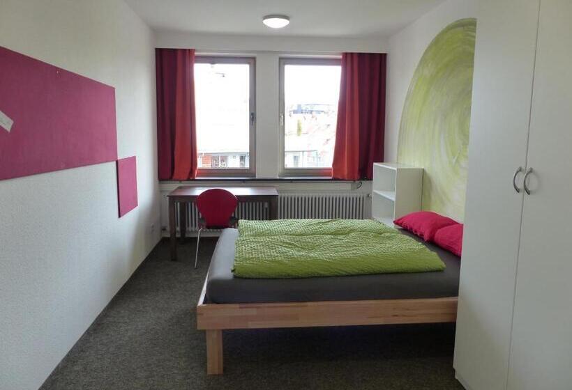 带共用浴室的标准房间, Inselhostel