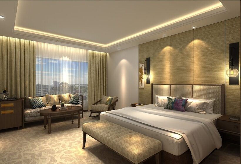 سوییت لوکس, Taj Tirupati