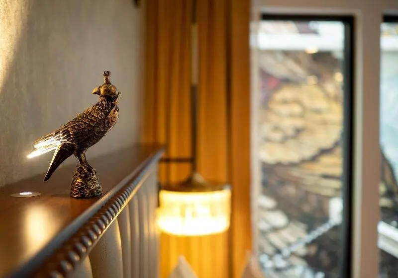 اتاق استاندارد با چشم‌انداز, The Peregrine Omaha Downtown, Curio Collection By Hilton