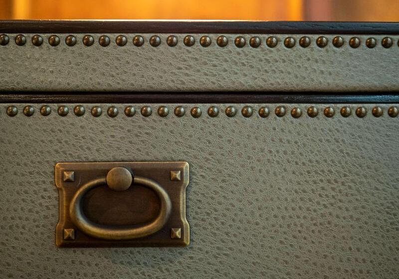 اتاق استاندارد با تخت بزرگ, The Peregrine Omaha Downtown, Curio Collection By Hilton