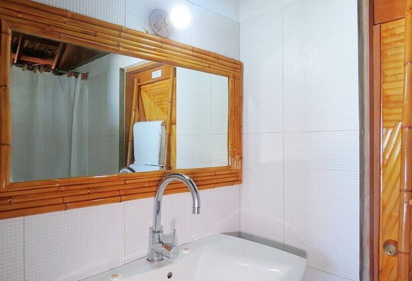 اتاق رمانتیک, Coterelle Breeze