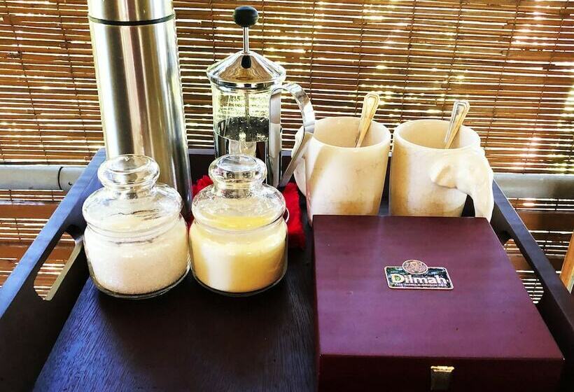 Standard Tent, Ahaspokuna By Eco Team