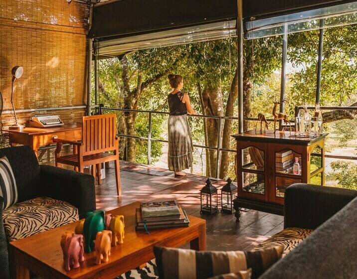 Standard Tent, Ahaspokuna By Eco Team