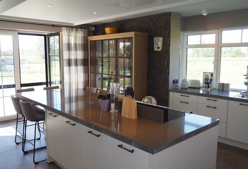 デラックスの４人部屋, Boutique hotel Het Bloemenhof