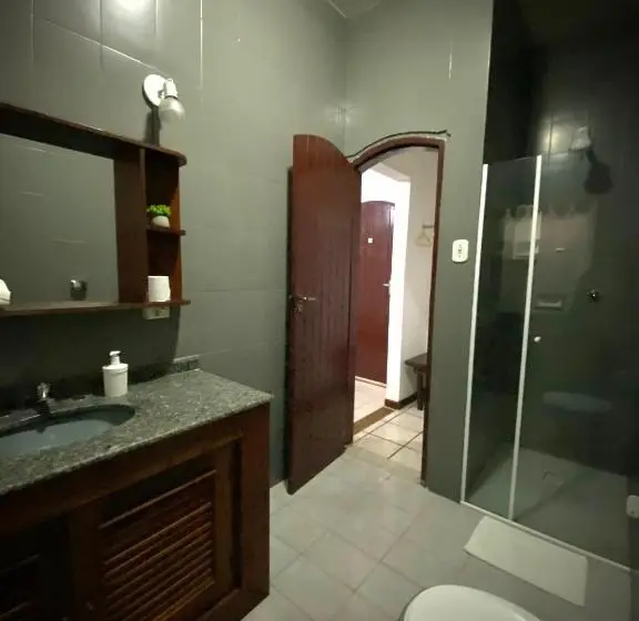اتاق استاندارد سه نفره, Mai Chameguin Hospedagens Paraty