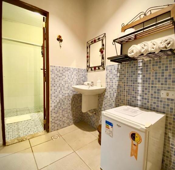 חדר סטנדרט לארבעה, Mai Chameguin Hospedagens Paraty