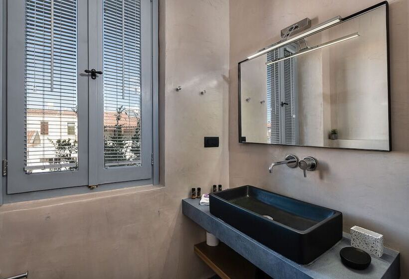 Номер Superior, Aoria Estate Old Port