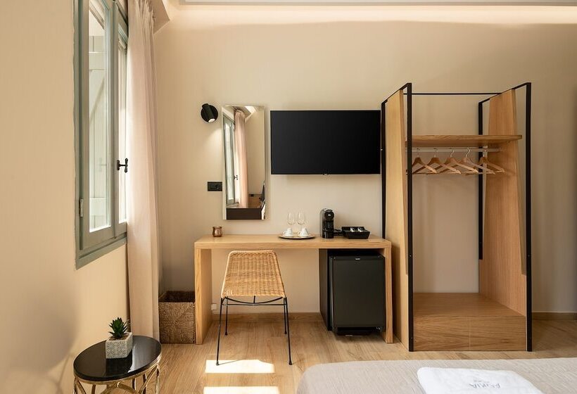 Номер Deluxe, Aoria Estate Old Port