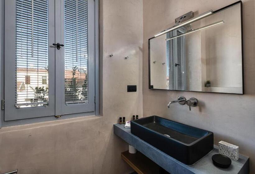 Номер Superior, Aoria Estate Old Port