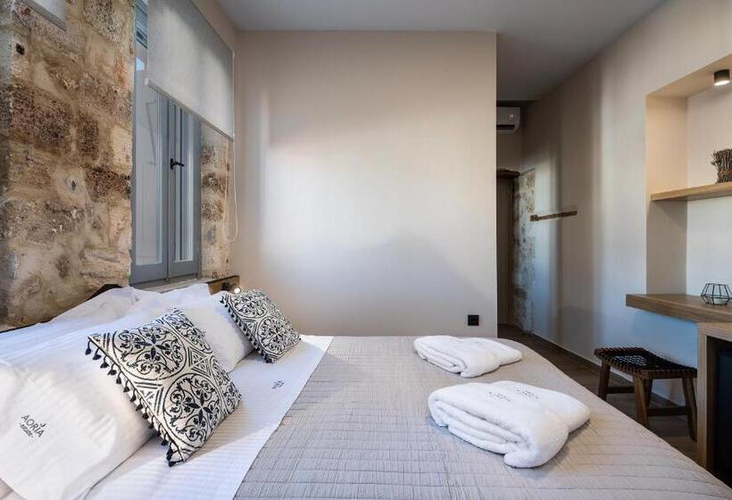 Номер Superior, Aoria Estate Old Port