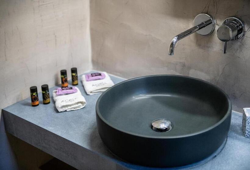 Полулюкс Interior, Aoria Estate Old Port