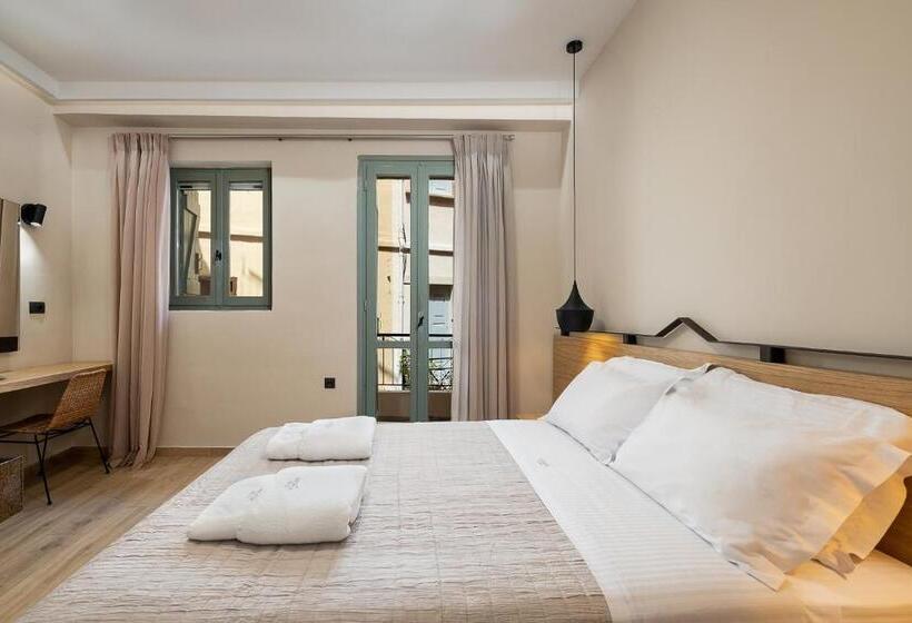 Полулюкс с Балконом, Aoria Estate Old Port