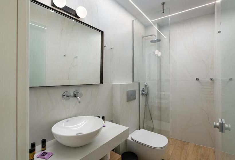 Номер Deluxe, Aoria Estate Old Port